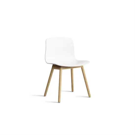 Hay - Spisebordsstol - AAC 12 - About a chair - Hvid 2.0 - Ben: eg/vandbaseret lak
