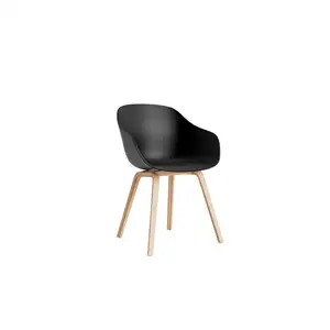Hay - Spisebordsstol - AAC 222 - About a Chair - Black 2.0 - Ben: sæbebehandlet eg 