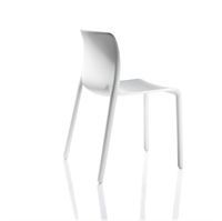 Chair first - Magis (hvid) - Spar lige nu 15% kun den hvide (f�rst til m�lle)