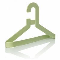 Pantone Universe Hanger Butterfly 12-0322 (9 farver)