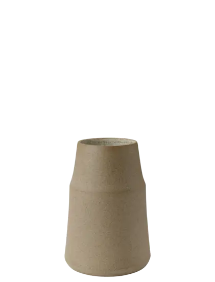 Knapstrup - Clay vase H 18 cm warm - Sand