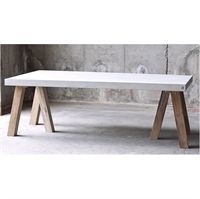 Muubs - Spisebord - bordbukke i teak og bordplade i fiberbeton (lysgr�)
