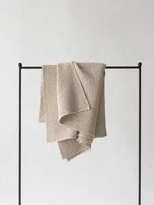 Tell Me More - Miro blanket 180x260 - sand beige