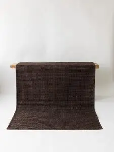 Tell Me More - Mid knot hemp rug 300x400 - brown