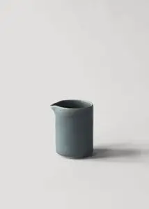 Tell Me More - Centro pitcher medium - soft grey