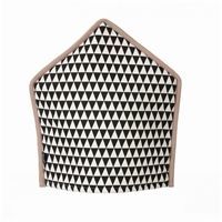 Ferm Living tevarmer - Triangle i sort / hvid / rosa