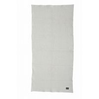 Ferm Living - l�kkert badeh�ndkl�de i �kologisk bomuld (70 x 140 cm)