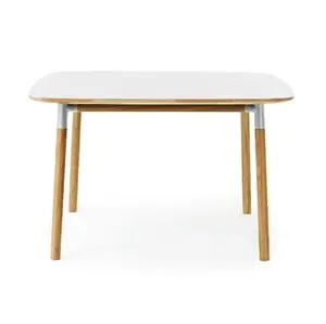 Normann Copenhagen - Form Bord - 120 x 120 cm 