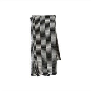 Image of OYOY - Håndklæde - "Stringa Towel" - 38 x 58 cm (offwhite/anthracite)