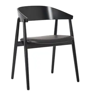 Sort Andersen AC2 armstol med buet ryglæn og armlæn. Moderne design med sort polstring.