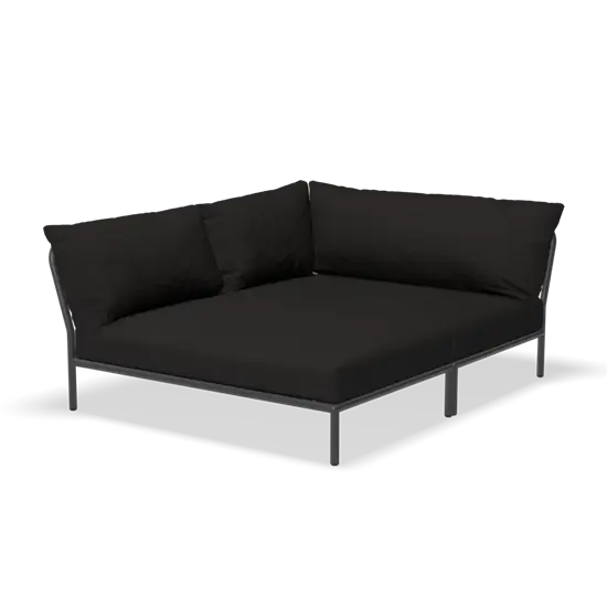 Moderne hjørnesofa i mørkt stof med metalramme. Enkel og stilren til moderne indretning.