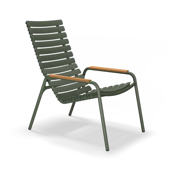 Houe - ReCLIPS Lounge chair - Olive green. Armrest i bambus