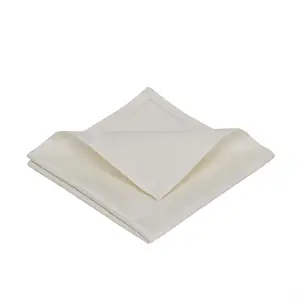 Compliments - Serviet - Wind Damask 45x45 cm - Cream