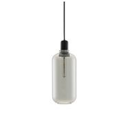 Sort pendel lampe fra Normann (Amp large)