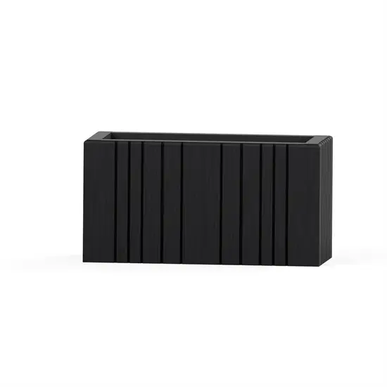 Sort plantekasse med lodrette lameller, rektangulær form, moderne design, 77 x 33 x 40 cm.
