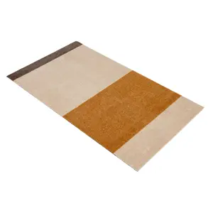 Tica Copenhagen - Smudsmåtte - Stripes Horizon - Ivory-Dijon-Brown - 67x120 cm