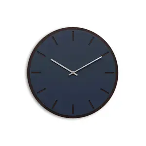 Hemverk - Vægur - Mørk Eg/Smokey Blue - Sølv visere - Ø38 cm