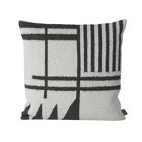 Ferm Living - Kelim pude - black lines