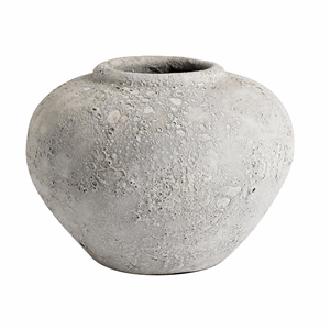 Grå vase med månelandskab-tekstur, rund form, lille åbning, 18 cm høj.