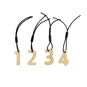 Fire beige tal med sorte snore: 1, 2, 3, 4. Minimalistisk og fladt design.