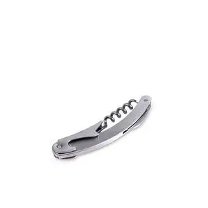 Elegant, metal tjenerproptrækker med foldbart design og spiralformet skruetrækker.