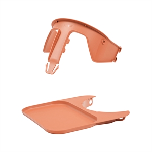 Terracotta pink bakke og bøjle til montering på højstol, tilpasset små børn.