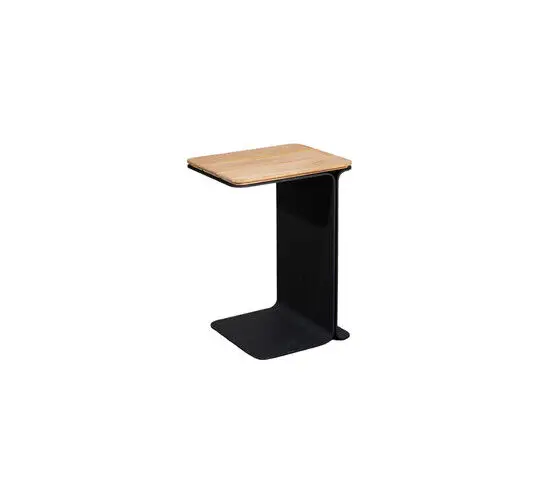 Minimalist sidebord med teak-top og mørk aluminiumsramme, C-formet til indendørs/udendørs brug.