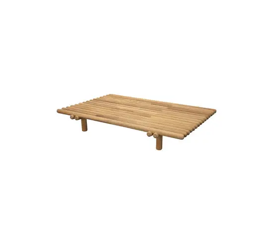 Rektangulært sofabord i teak med lameldesign og fire cylindriske ben.