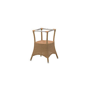 Bordunderstel fra Cane-Line Lansing med firkantet ramme, flettet design og fire ben med små fødder.