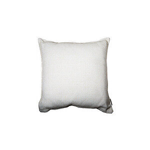 Hvid og lysebrun firkantet pude med vævet tekstur og minimalistisk design.
