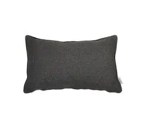 Mørkegrå pyntepude, rektangulær form, tekstureret stof, 32x52x12 cm, fra Cane-Line Focus.