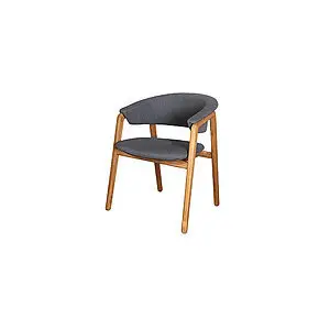 Grå polstret stol med buet ryglæn og sæde, naturlig træramme, elegant og moderne design.