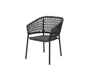 Mørkegrå stol med vævet ryg og sæde, robust ramme med fire ben, Cane-line Soft Rope.