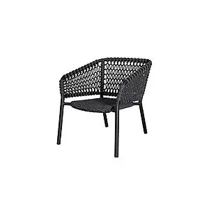 Cane-Line Ocean loungestol i mørkegrå med flettet sæde og ryg, aluminiumsramme, uden hynder.