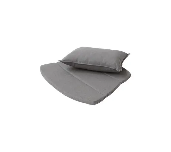 Sæt med sæde- og ryghynde til loungestol. Neutralt design, ideel til komfortabel udendørs brug.
