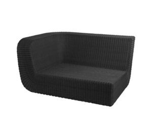 Sort, moderne 2-pers. sofa med højre armlæn og vævet tekstur, ideel til modulopstillinger.