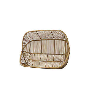 Sofa i fletdesign med åbne, lodrette og vandrette linjer. Rundet og buet rygstøtte.