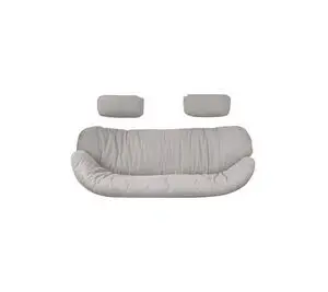 Sofa hyndesæt i lys sandfarve med buet hovedpude og to nakkepuder, Cane-Line AirTouch.