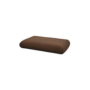 Umberbrun, rektangulær hynde med glat overflade og let afrundede kanter.