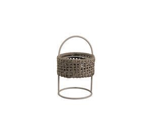 Taupefarvet Cane-Line lampe med flettet design og rund base, lavet af blødt reb.