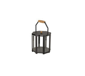 Mørkegrå lanterne med træhåndtag, lodrette glaspaneler og moderne design.