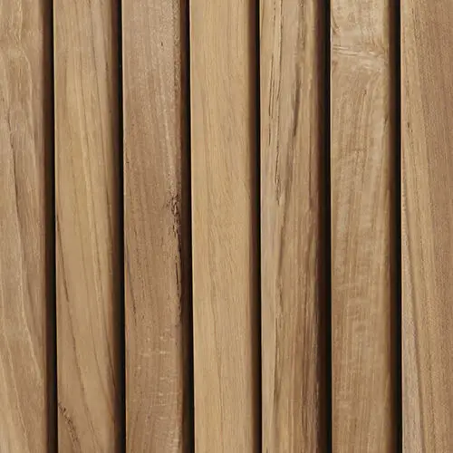 Rektangulære trælister med naturlig åremønster og farvevariationer, fremhæver teaktræets skønhed.