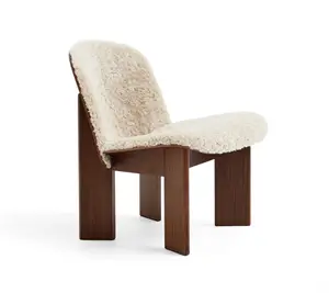 HAY - Chisel - Lounge Chair - Vandbaseret - Lakeret Valnød - Frontpolstret - Fåreskind