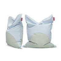 To Fatboy sækkestole i lys blågrøn farve med spidse kanter, placeret side om side.