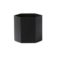 Ferm Living - Hexagon pot i sort - large