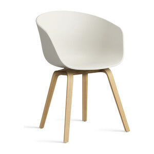 Hay - AAC22 Lacquered oak 4 leg base Standard glider - Melange cream 2.0