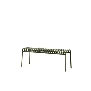 Minimalist olivengrøn bænk med lameloverflade og slanke ben fra HAY Palissade-serien.