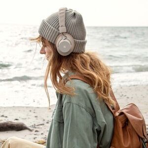 Kreafunk - aBEAT Elfenbenssand - Bluetooth høretelefoner