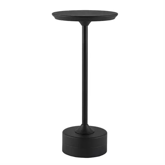 Sort LED bordlampe med rund base, slank stang og flad top i moderne design.