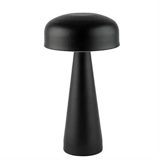 Sort bordlampe med rund top og konisk base, slankt og moderne design.
